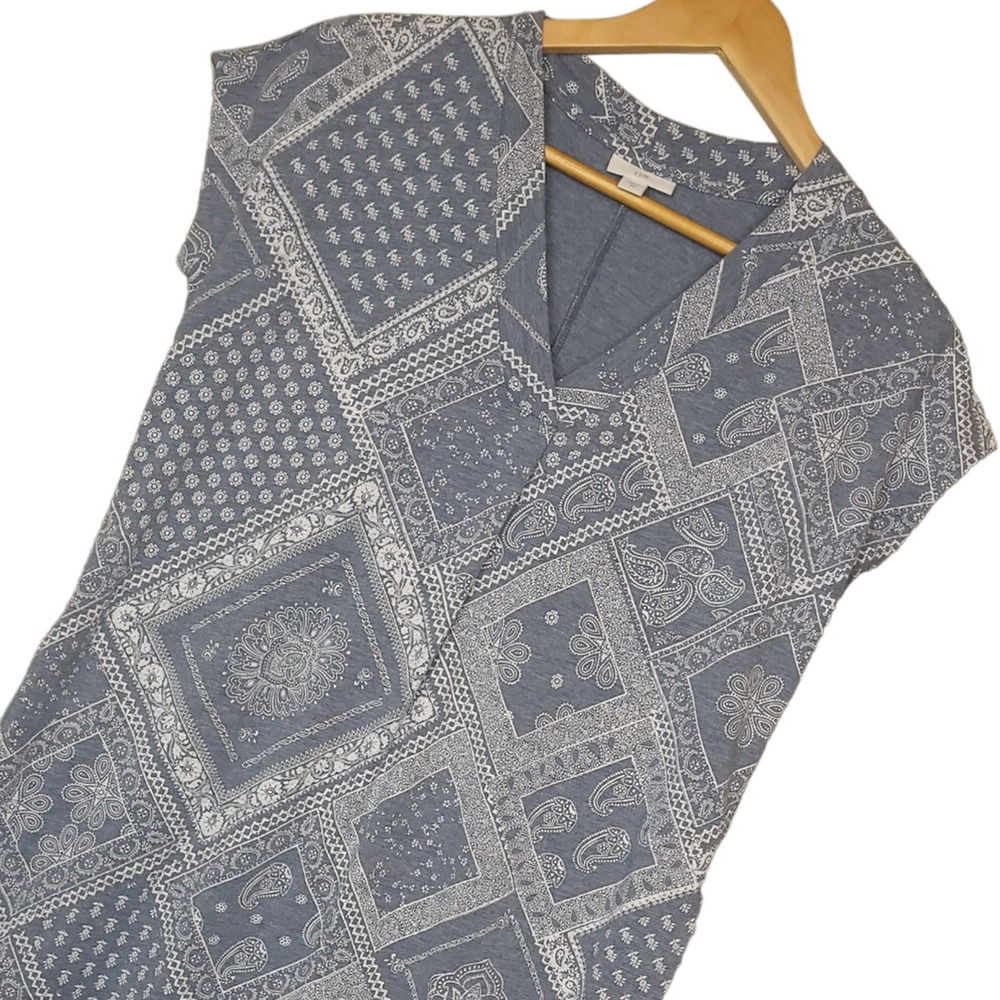 J. Jill Women’s Sleeveless Bandana Print V-Neck Shift Dress Sz XS Gray Paisley